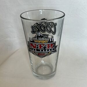Wrangler NFR Las Vegas Beer Mug Glass 2011 Coors Banquet 16 Ounces Bar 6 In Tall